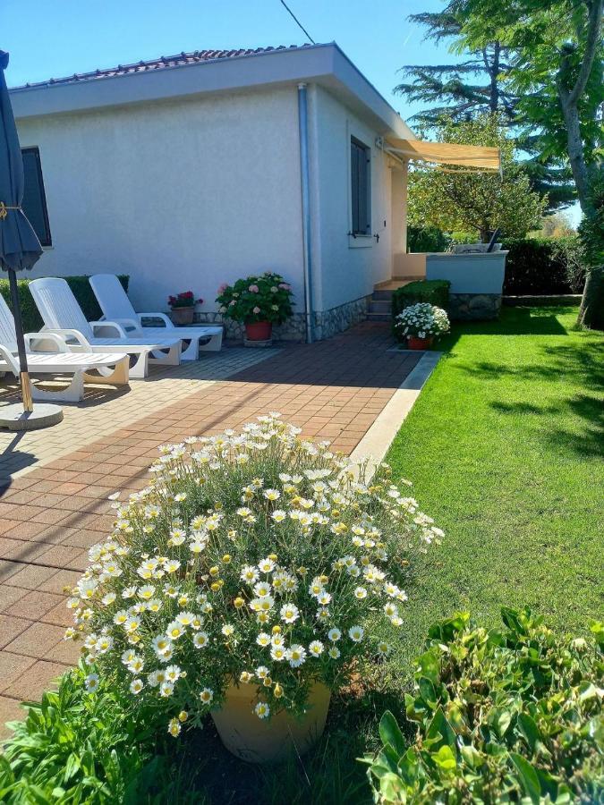 Ferienhaus Petar 2 - 10m From Sea Zadar
